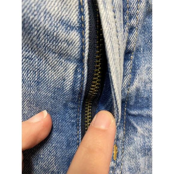 Gap Denim Women's Distressed Cut-Off Shorts Blue Size 28 6R Casual Summer - Picture 2 of 9